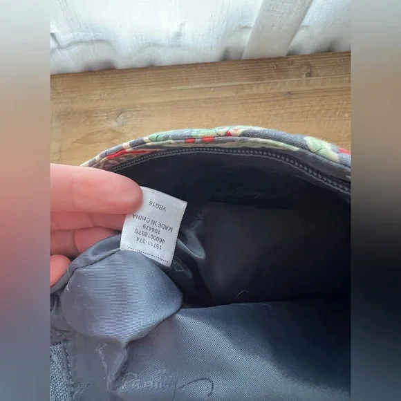 Vera Bradley Nomadic Floral Triple Zip Hipster Quilted Bag - Picture 10 of 11